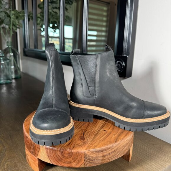 TOMS Dakota Chelsea Boots — Water-Resistant Comfort - NWOT - Picture 4 of 10